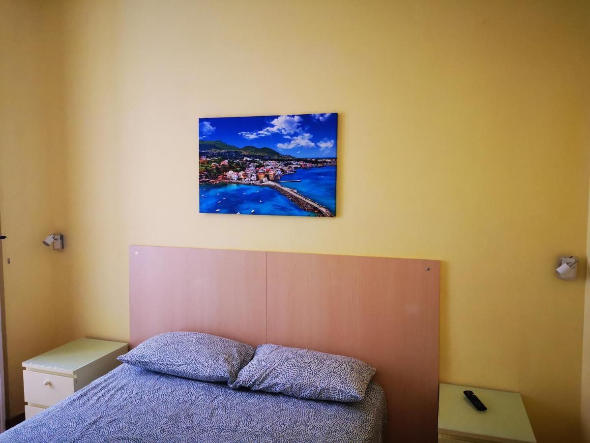 Casa Cupiello Via Chiaia - Casa Vacanze Ad Uso Esclusivo Naples Luaran gambar